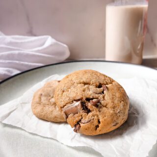 The-best-vegan-chocolate-chip-cookie