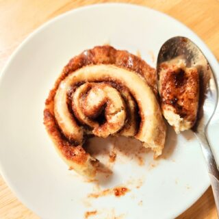 the-best-vegan-cinnamon-roll-recipe