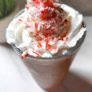 ICED PEPPERMINT MOCHA (STARBUCKS COPYCAT)