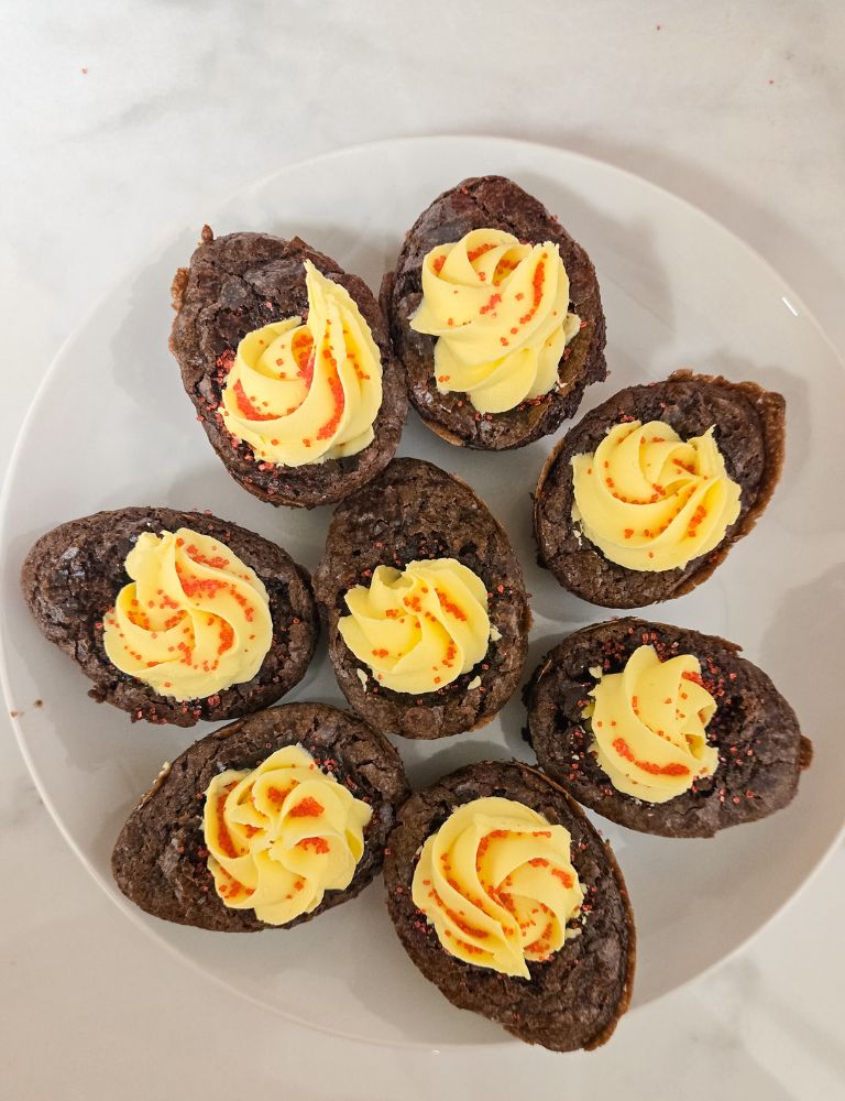Vegan-easter-mini-egg-brownies.