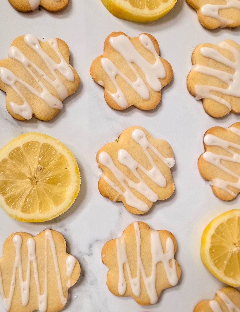 Easy-Lemon-Shortbread-Cookies