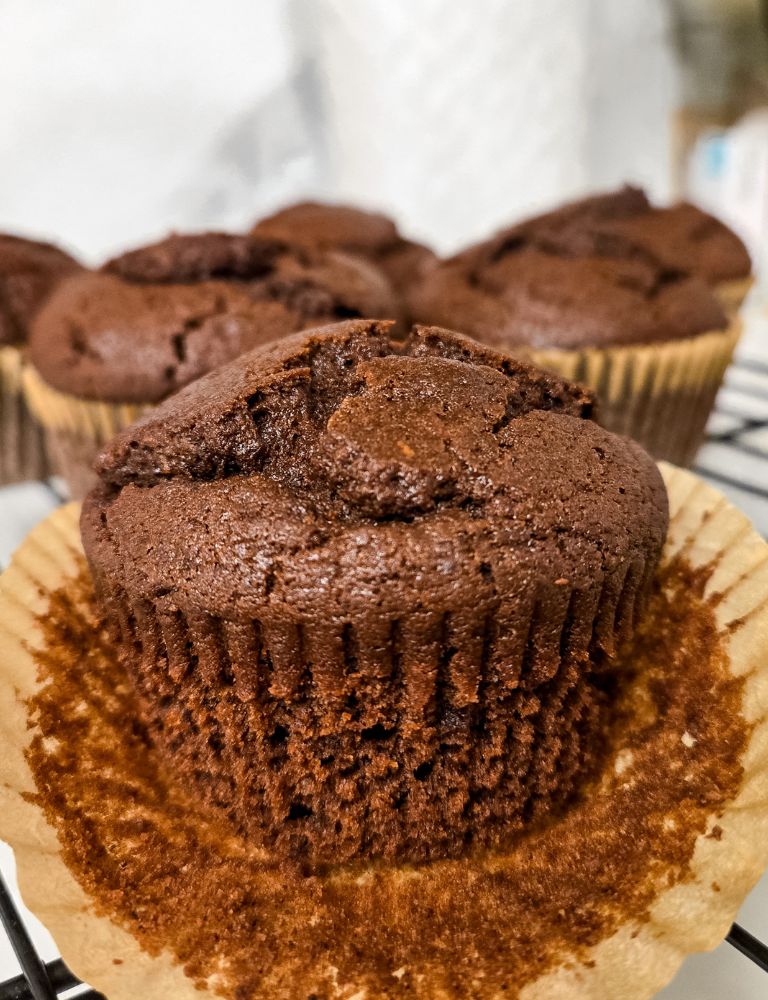 Easy-one-bowl-double-chocolate-muffins-vegan