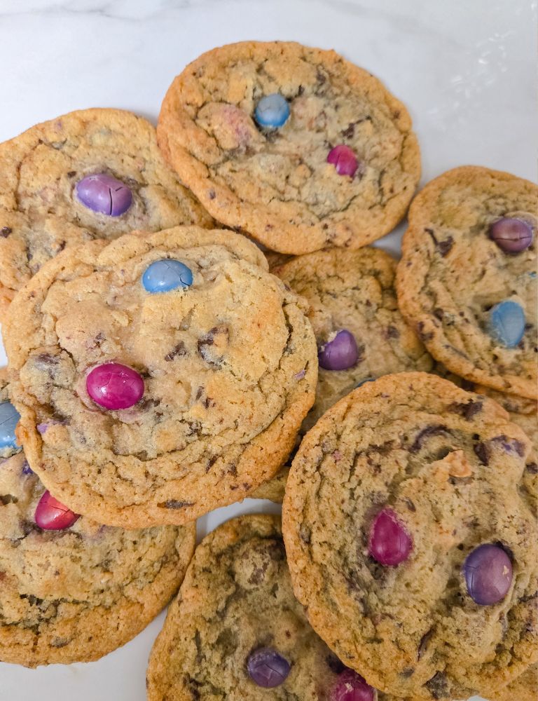 Chewy-Vegan-M&M-Cookies