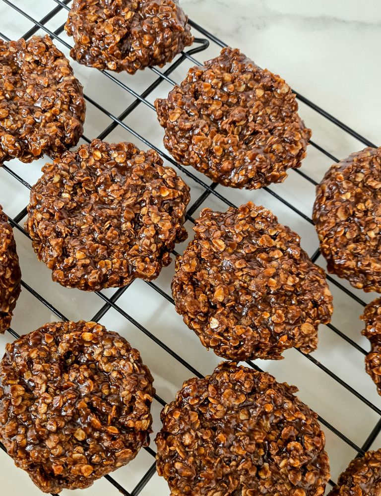 No-Bake-Chocolate-Oatmeal-Cookies