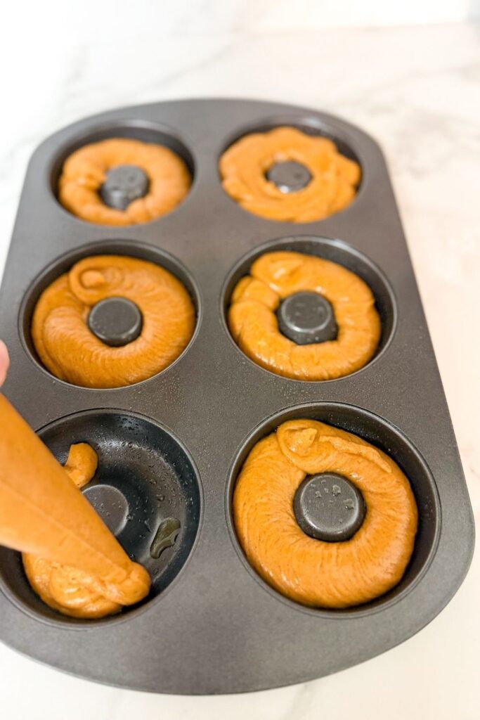 Baked Vegan Pumpkin Donuts