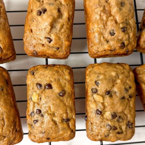 vegan-mini-chocolate-chip-banana-bread